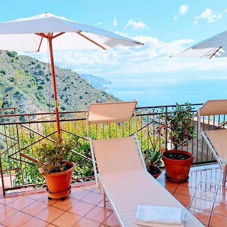 Tao Charming Apartment Taormina Værelse billede