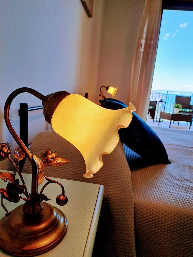 Tao Charming Apartment Taormina Eksteriør billede